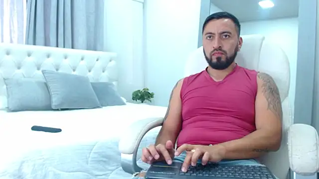 sebastian colle online show from February 25, 6:20 pm