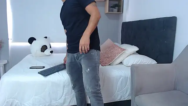 sebastian colle online show from March 11, 7:25 pm