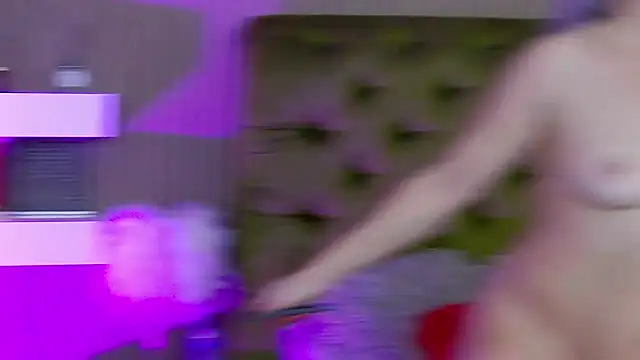 Snapshot of LadyTouch chatting on October 26, 11:53 pm LadyTouch online show from October 26, 11:53 pm