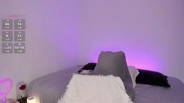 Snapshot of _lucianapalmer chatting on September 22, 2:41 pm lucianapalmer online show from September 22, 2:41 pm