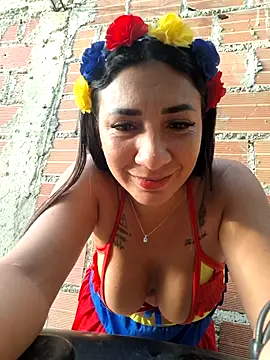 Snapshot of hot_veteran01 chatting on June 23, 11:19 am hot veteran01 online show from June 23, 11:19 am