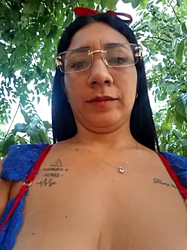 Snapshot of hot_veteran01 chatting on July 7, 10:52 am hot veteran01 online show from July 7, 10:52 am
