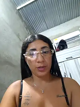 Snapshot of hot_veteran01 chatting on July 15, 11:21 pm hot veteran01 online show from July 15, 11:21 pm