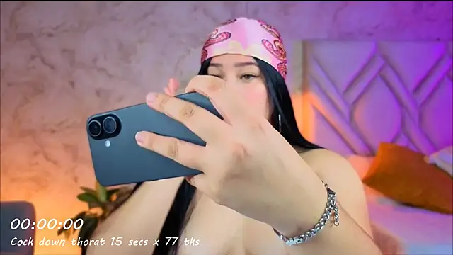 Snapshot of Leaa_Cox chatting on July 8, 11:20 pm Leaa Cox online show from July 8, 11:20 pm