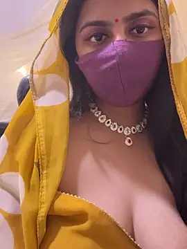 Dishasarmaa05 online show from November 18, 4:00 pm