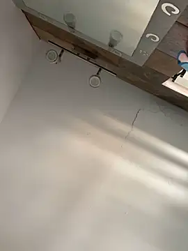 Snapshot of tu-bebitaa chatting on February 19, 7:38 pm tu-bebitaa online show from February 19, 7:38 pm