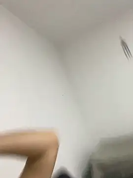 Snapshot of tu-bebitaa chatting on March 6, 6:08 am tu-bebitaa online show from March 6, 6:08 am