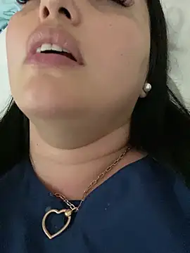 Snapshot of tu-bebitaa chatting on March 22, 2:16 am tu-bebitaa online show from March 22, 2:16 am