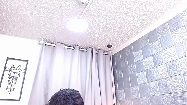 Snapshot of RyanKing19 chatting on February 22, 9:12 am RyanKing19 online show from February 22, 9:12 am