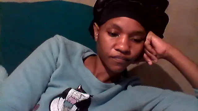 Snapshot of sexybigass31 chatting on May 8, 10:59 pm sexybigass31 online show from May 8, 10:59 pm