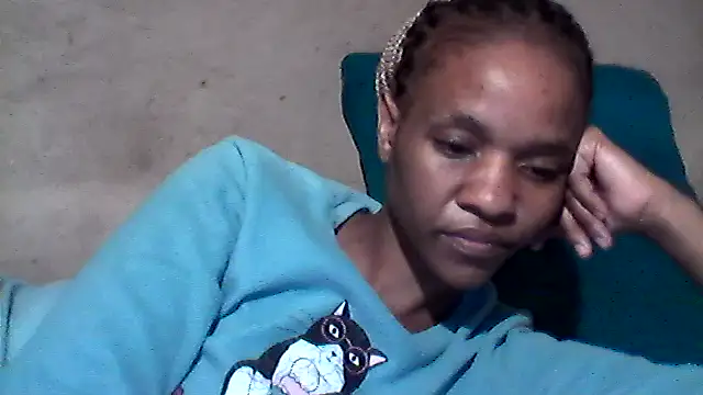 Snapshot of sexybigass31 chatting on June 11, 12:19 am sexybigass31 online show from June 11, 12:19 am
