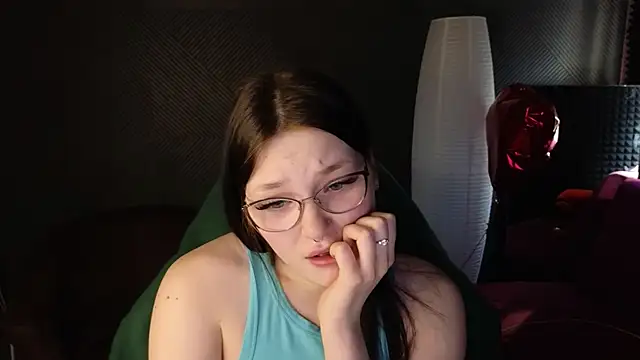 milliedoll online show from March 15, 8:04 am