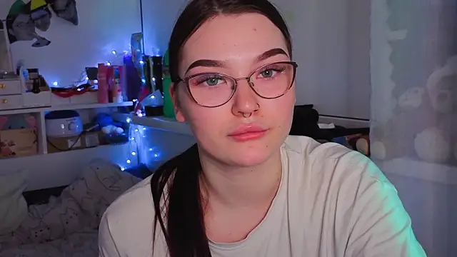 milliedoll online show from November 3, 9:43 am