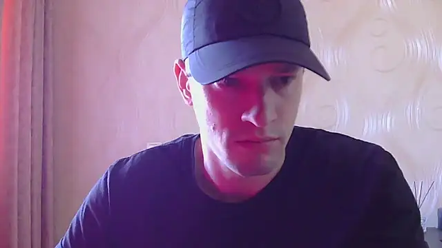 Snapshot of frama666 chatting on May 3, 10:43 am frama666 online show from May 3, 10:43 am