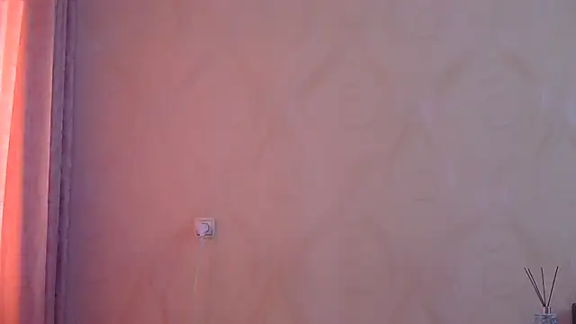 Snapshot of frama666 chatting on June 23, 9:18 am frama666 online show from June 23, 9:18 am