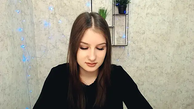 Snapshot of _MiaAngell chatting on February 23, 5:18 pm  MiaAngell online show from February 23, 5:18 pm