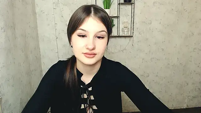 Snapshot of _MiaAngell chatting on March 5, 5:50 pm  MiaAngell online show from March 5, 5:50 pm