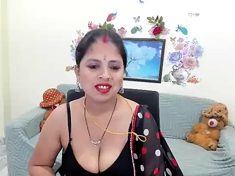 Snapshot of leahgotiii chatting on May 18, 4:18 am leahgotiii online show from May 18, 4:18 am