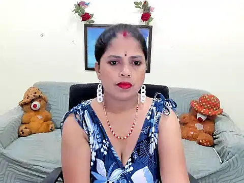 leahgotiii online show from July 31, 3:17 am