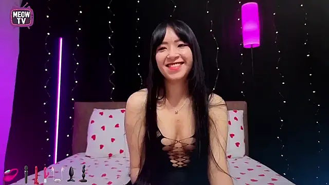 Snapshot of miyakimi0101 chatting on May 6, 12:41 am miyakimi0101 online show from May 6, 12:41 am
