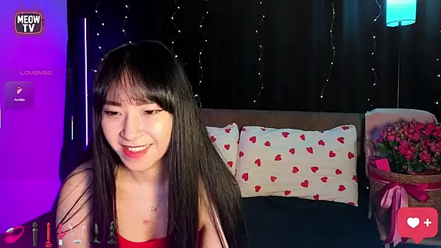 Snapshot of miyakimi0101 chatting on July 23, 1:52 am miyakimi0101 online show from July 23, 1:52 am