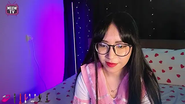 Snapshot of miyakimi0101 chatting on August 3, 12:53 am miyakimi0101 online show from August 3, 12:53 am