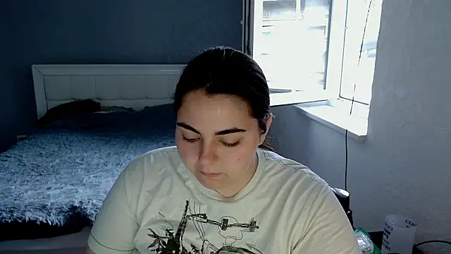Snapshot of kitsune_8 chatting on July 9, 8:51 am kitsune 8 online show from July 9, 8:51 am