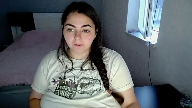 Snapshot of kitsune_8 chatting on July 15, 3:23 am kitsune 8 online show from July 15, 3:23 am