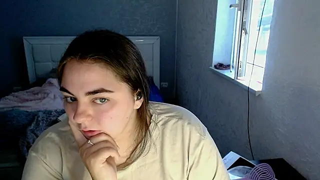 Snapshot of kitsune_8 chatting on July 17, 3:24 am kitsune 8 online show from July 17, 3:24 am