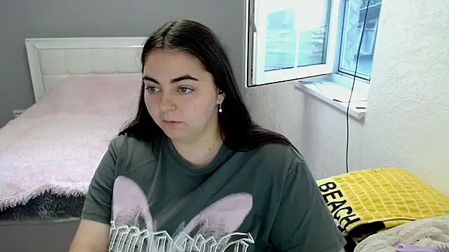Snapshot of kitsune_8 chatting on July 18, 4:05 am kitsune 8 online show from July 18, 4:05 am