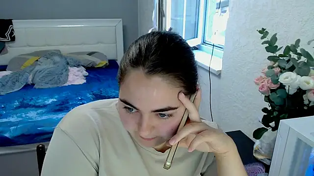 Snapshot of kitsune_8 chatting on July 23, 7:50 am kitsune 8 online show from July 23, 7:50 am