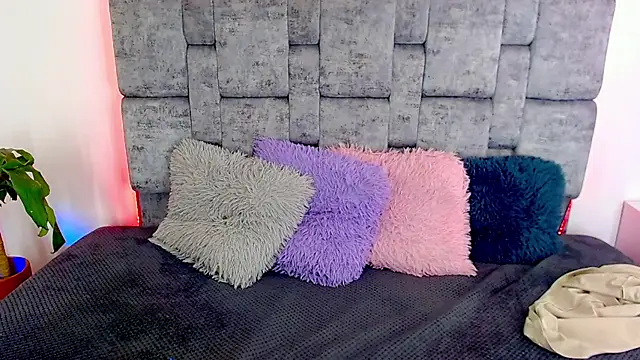 skinny bigcock02 online show from February 25, 7:36 pm