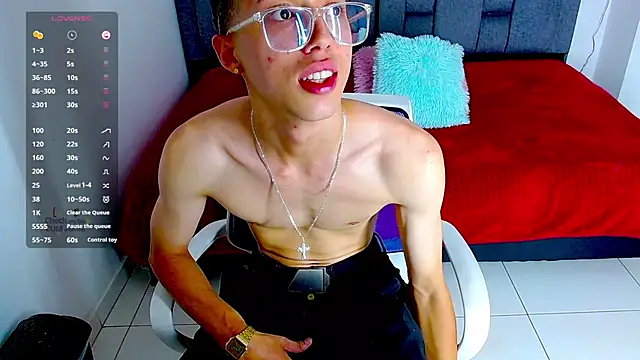 skinny bigcock02 online show from October 31, 8:54 pm