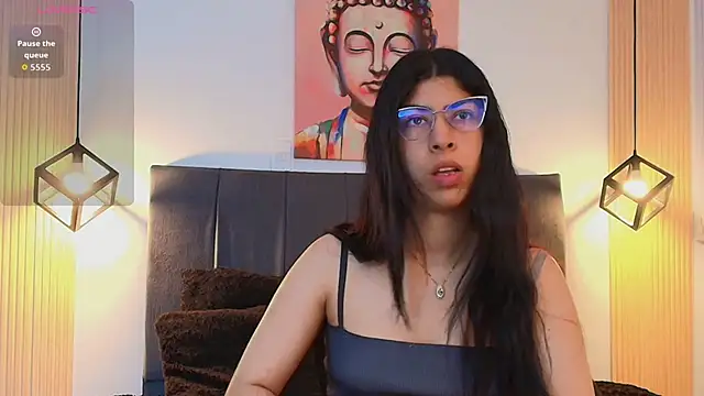 Cassie bloom online show from November 27, 8:11 pm