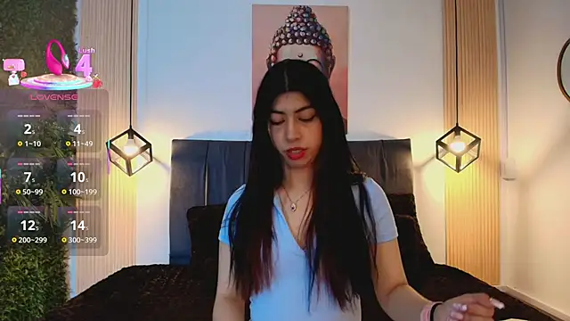 Cassie bloom online show from December 3, 8:51 pm