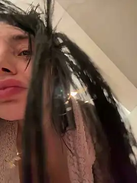 Mia Splash online show from March 11, 5:52 pm