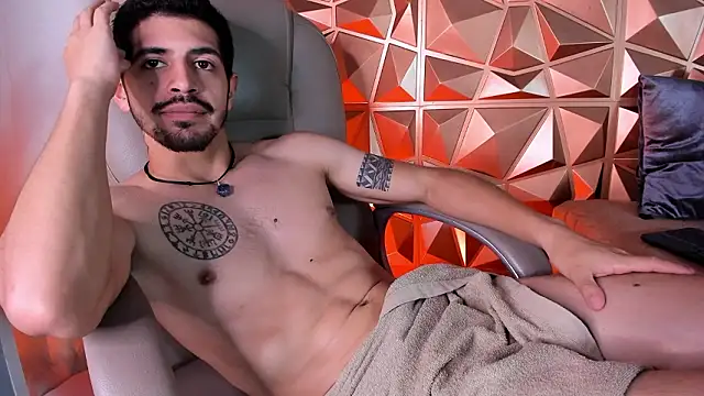 Snapshot of AlejandroStormm chatting on March 21, 8:19 am AlejandroStormm online show from March 21, 8:19 am