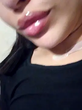 Sexlove1xo online show from May 1, 2:43 pm