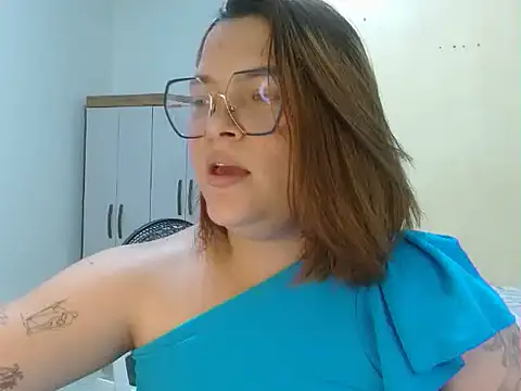 Snapshot of GoddessChaar chatting on March 3, 2:15 am GoddessChaar online show from March 3, 2:15 am