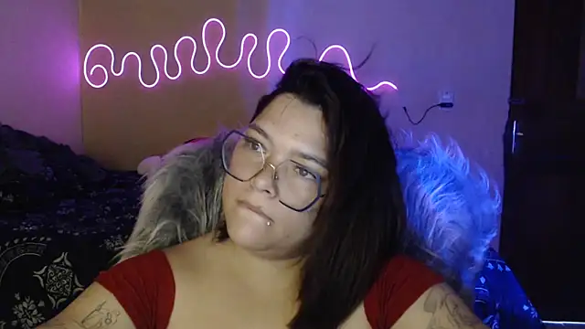 Snapshot of GoddessChaar chatting on September 13, 8:41 pm GoddessChaar online show from September 13, 8:41 pm