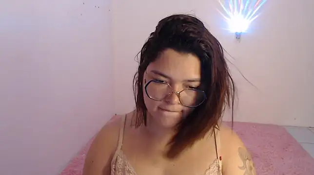 Snapshot of GoddessChaar chatting on October 1, 1:28 pm GoddessChaar online show from October 1, 1:28 pm