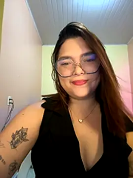 Snapshot of GoddessChaar chatting on November 28, 11:07 pm GoddessChaar online show from November 28, 11:07 pm