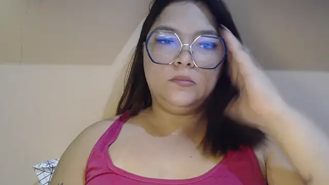 Snapshot of GoddessChaar chatting on December 16, 11:59 am GoddessChaar online show from December 16, 11:59 am