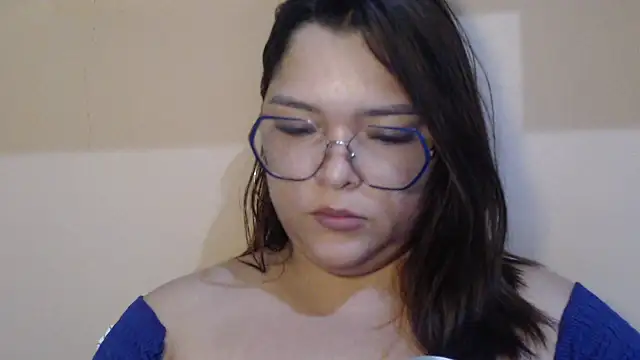 GoddessChaar online show from December 21, 11:56 pm