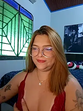 Snapshot of GoddessChaar chatting on April 3, 10:46 am GoddessChaar online show from April 3, 10:46 am