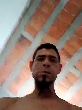 Snapshot of 39januario chatting on February 2, 10:52 pm 39januario online show from February 2, 10:52 pm