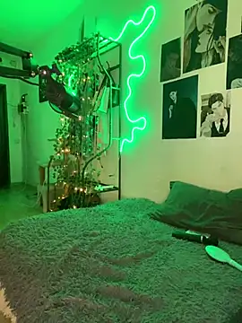 Snapshot of lissallor_ chatting on February 23, 12:05 pm lissallor  online show from February 23, 12:05 pm