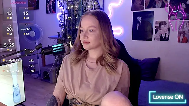 Snapshot of lissallor_ chatting on February 25, 1:06 pm lissallor  online show from February 25, 1:06 pm