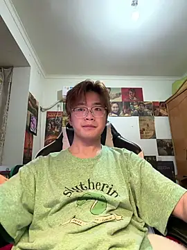 Snapshot of Anson0722 chatting on April 11, 2:43 pm Anson0722 online show from April 11, 2:43 pm