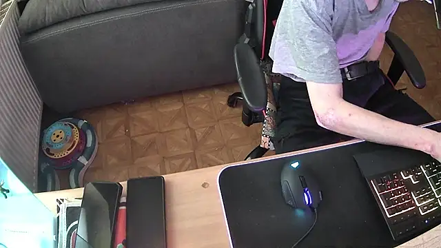 Snapshot of DerGeileLoveboy chatting on November 1, 12:40 pm DerGeileLoveboy online show from November 1, 12:40 pm